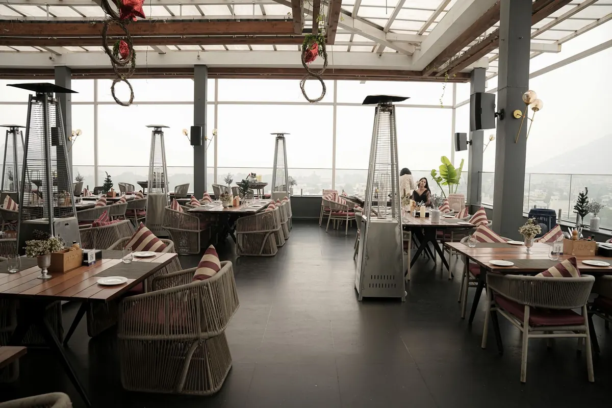Outdoor Heating Options for UK Patios: Patio Heaters, Fire Pits and More